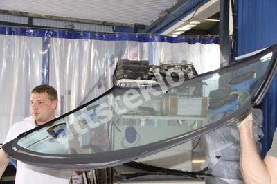 Замена лобового стекла Kia Cerato II