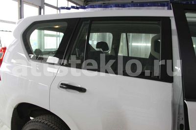 Тонировка автостекол Toyota Land Cruiser Prado 150