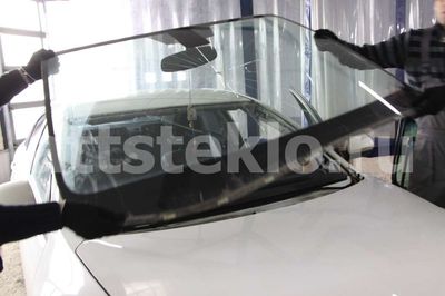 Замена лобового стекла Mazda 6 GH