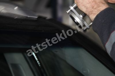 Ремонт скола на лобовом стекле Kia Sorento II